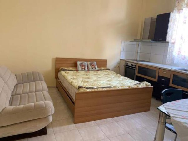 Tirane, jap me qera apartament 1+1 Kati 2, 70 m² 250 Euro