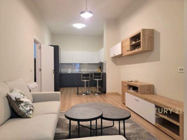 Tirane, jepet me qera apartament 2+1+BLK Kati 0, 124 m² 700 Euro (liqeni that)