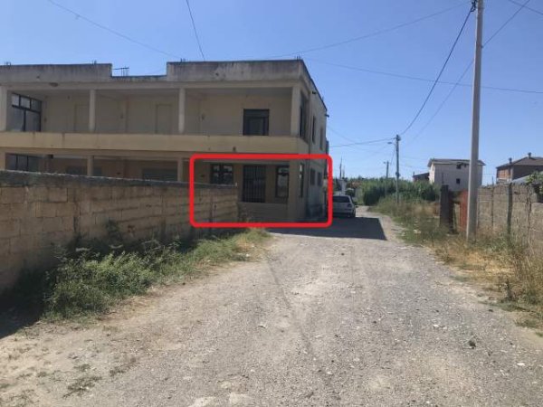 Durres, shitet Truall dhe Ndertese 53 m² 3.300.000 Leke (Stacioni Xhafzotaj)