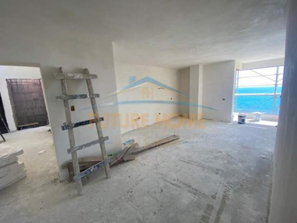 Durres, shitet apartament 3+1+BLK Kati 4, 136 m² 150.000 Euro (Currila)