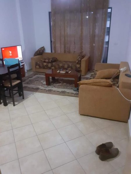 Tirane, shes apartament 2+1 Kati 3, 108 m² 92.000 Euro (Pallatet Cabej)