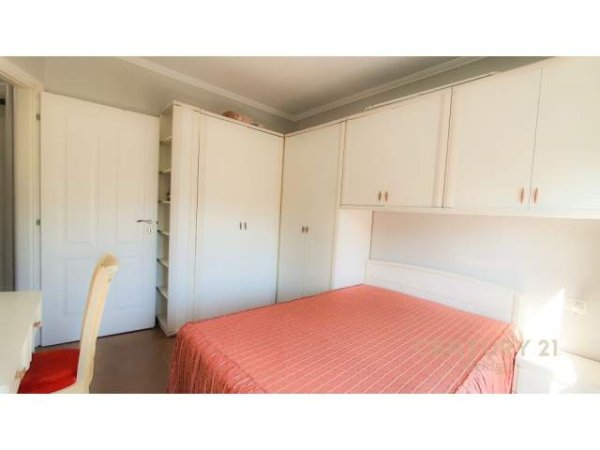 Tirane, jepet me qera apartament 2+1 Kati 5, 70 m² 450 Euro (Petro Korcari)
