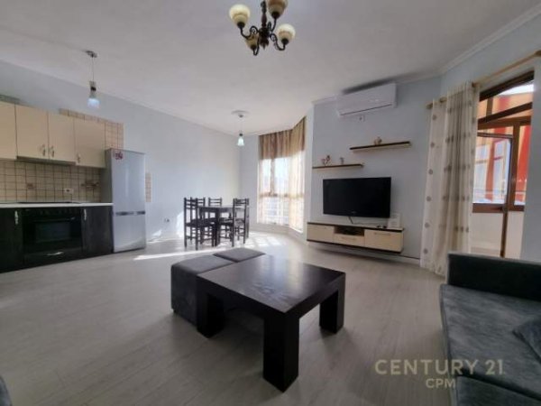 Tirane, jepet me qera apartament 2+1+BLK Kati 6, 117 m² 450 Euro (RR E KAVAJES)