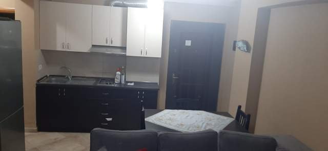 Tirane, jepet me qera apartament 2+1+BLK Kati 7, 100 m² 400 Euro (mahmut fortuzi)