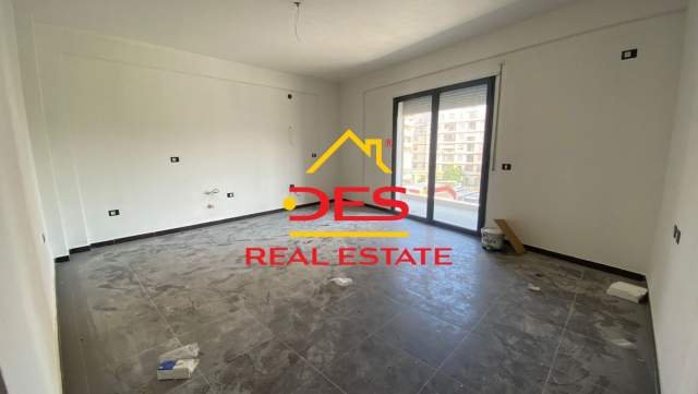 Vlore, shitet apartament 2+1 Kati 5, 91 m² 59.150 Euro (Rruga Tansballkanike Vlore)