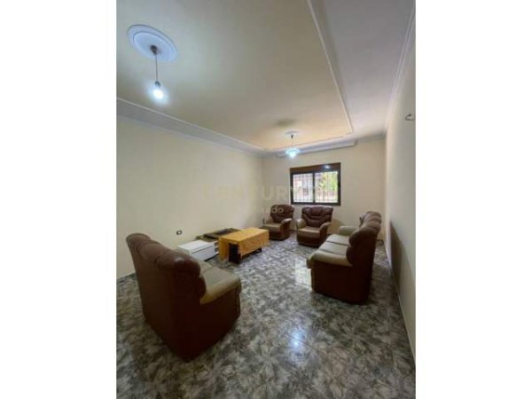 Tirane, jepet me qera apartament 2+1+BLK 100 m² 270 Euro (5 maji)