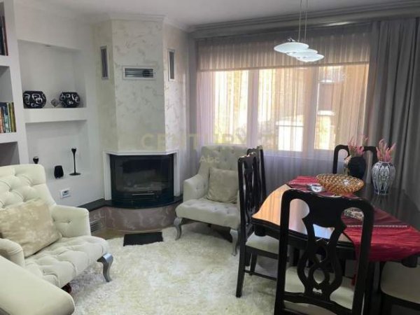 Korce, shitet shtepi 1 Katshe 93 m² 86.000 Euro