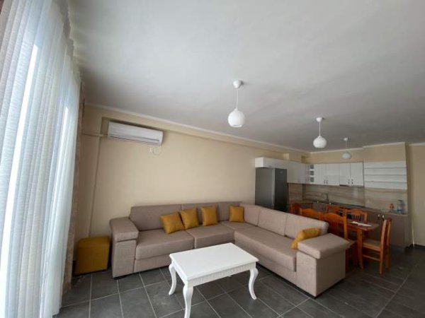 Tirane, jepet me qera apartament 2+1 Kati 4, 92 m² 300 Euro