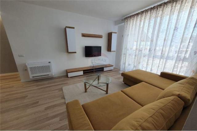 Tirane, jepet me qera apartament 2+1 Kati 10, 550