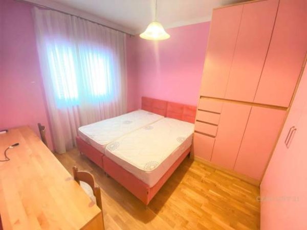 Tirane, jepet me qera apartament Kati 5, 85 m² 600 Euro (rr kavajes)