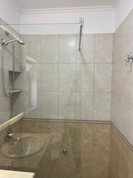 Apartament 1+1 me qera tek Medreseja 500 euro