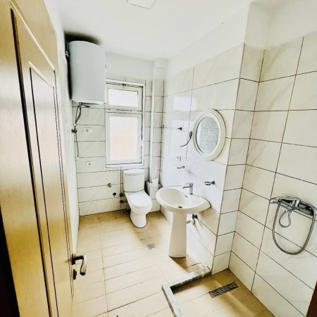 🔱APARTAMENT 2+1 NE SHITJE TE ALI DEMI
( behet 3+1 )