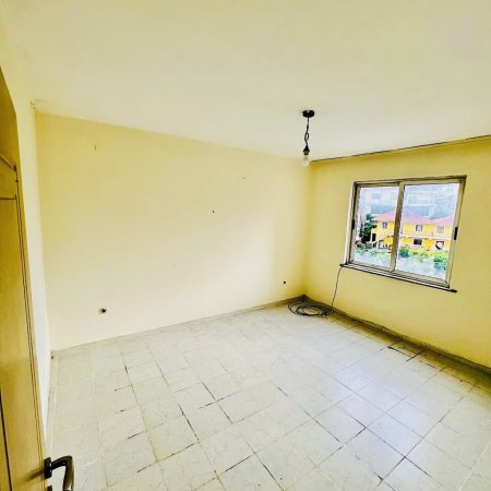 🔱APARTAMENT 2+1 NE SHITJE TE ALI DEMI
( behet 3+1 )