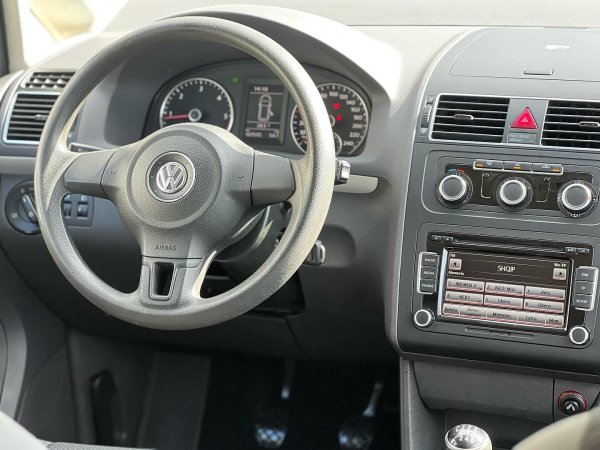 VW TOURAN 1.6 NAFTE 👉 2012 👈 KAMBIO MANUALE - 5 VENDE