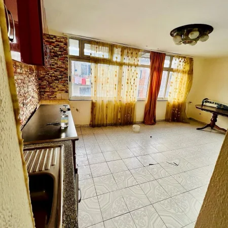 OKAZION—APARTAMENT 2+1 NE ALI DEM