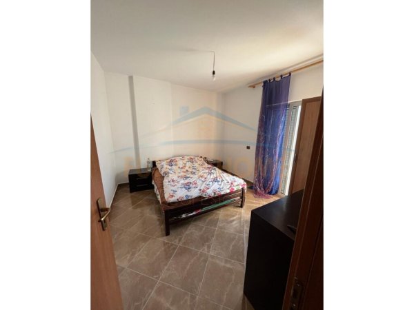 Shitet, Apartament 1+1, Unaza e Re, Tiranë.