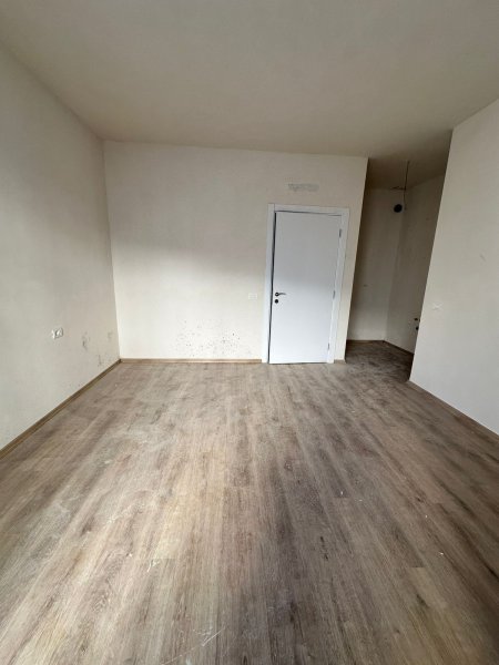 Tirane ,Apartament #perShitje (Frosina Plaku)