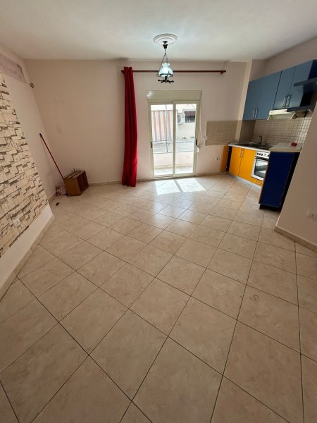 Apartament 1+1 Per Shitje, Xhamlliku