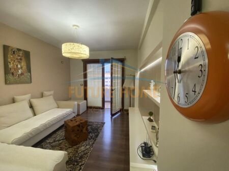 Qera, Apartament 2+1+Post Parkimi, Unaza e Re. UNA38277