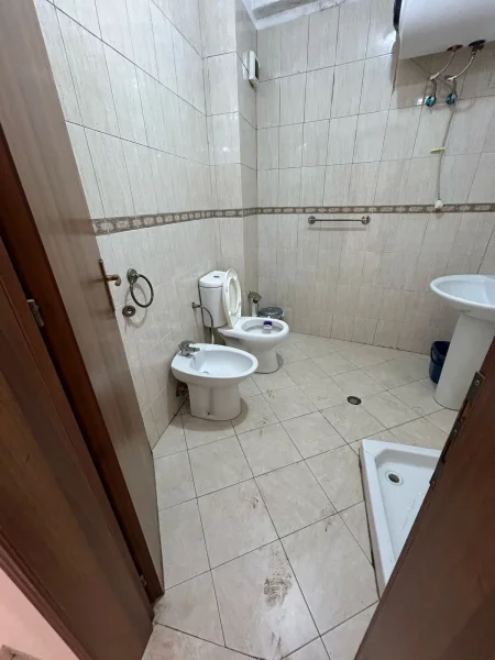 📢Shitet Apartament 1+1 ne Xhamllik🔑