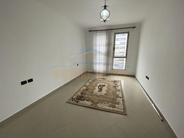 Shitet, Apartament 1+1, Unaza e Re. UNA38296