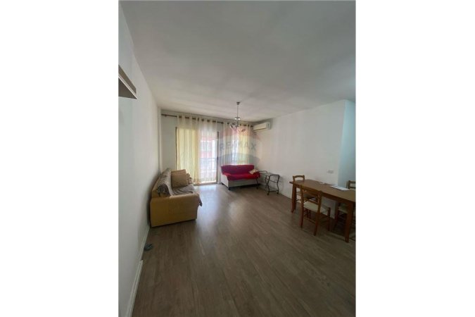 Apartament 2+1+2 per qira te Nela 6