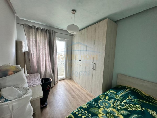 Shitet, Apartament 2+1+2, Kopshti Botanik, Tiranë.  LI38308