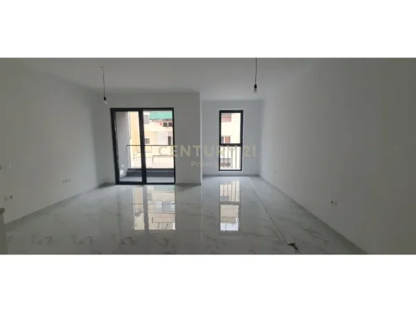 APARTAMENT 2+1+2 ME QIRA , KOMUNA E PARISIT, TIRANE!