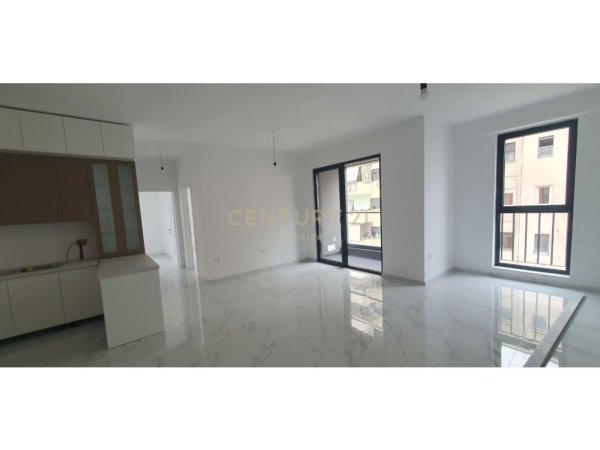 APARTAMENT 2+1+2 ME QIRA , KOMUNA E PARISIT, TIRANE!