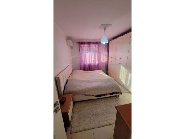 Shitet, Apartament 3+1+2, Rruga Muhamet Gjollesha PRO+38317