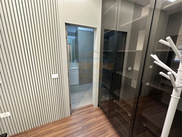 Qera, Apartament 2+1+Post Parkimi, Liqeni i Thate,1200Euro, Tirane.