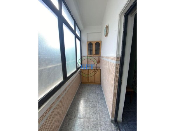 Shitet  Super Apartament 3+1+2 +2 Ballkone tek Rrota e Kuqe ne Plazh,Durres