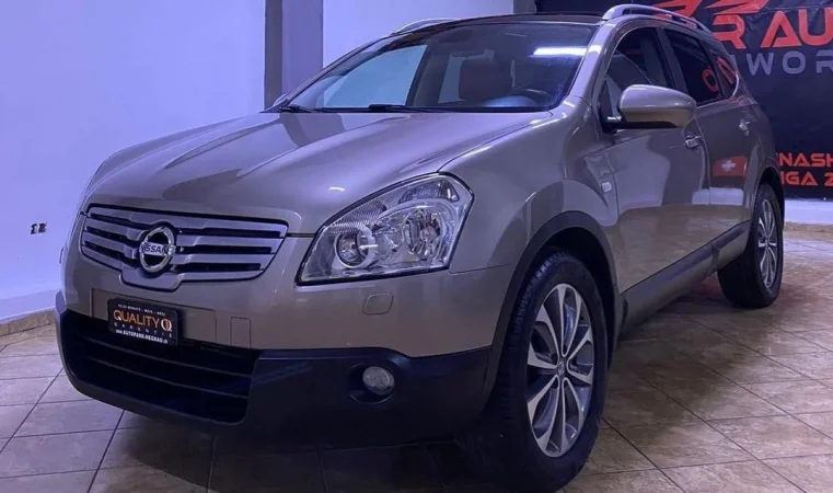 Shitet  Nissan Qashqai +2  9500€ Viti 2010 Full Panoram Full option 0694815408