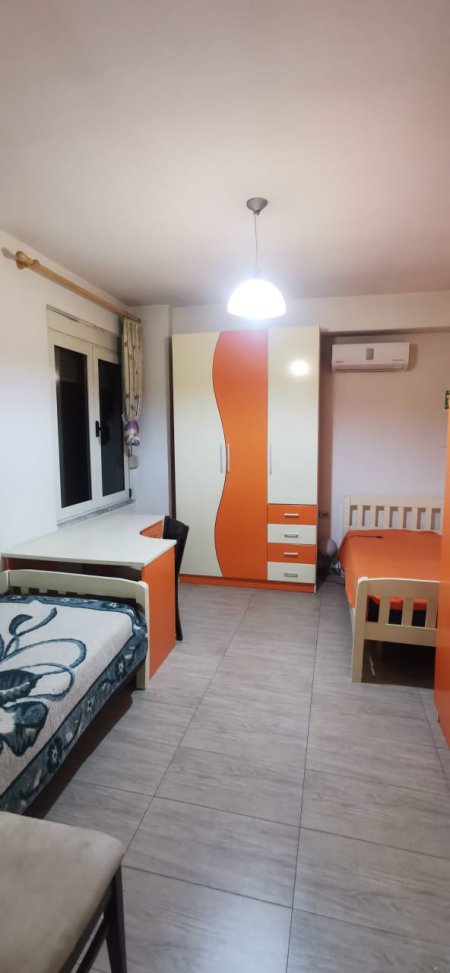 Apartament me Qera 2+1