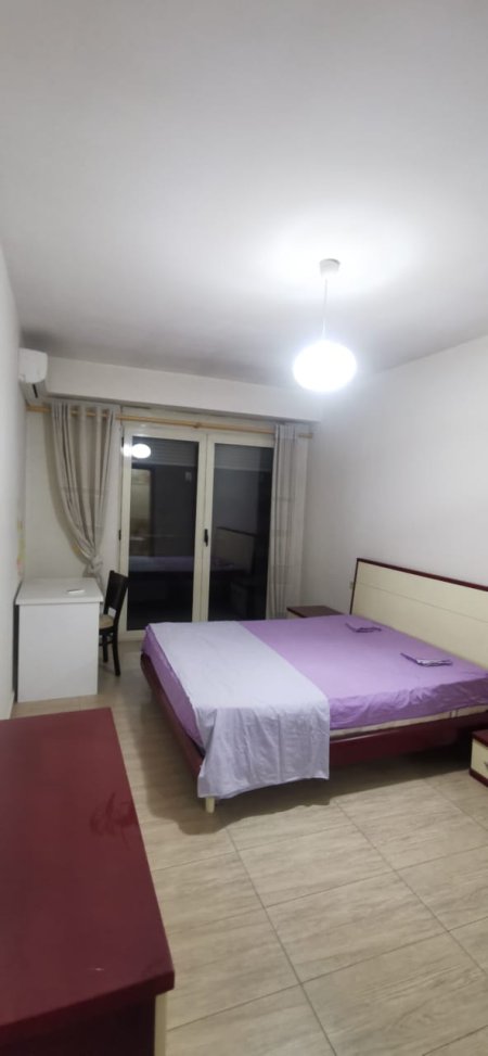 Apartament me Qera 2+1