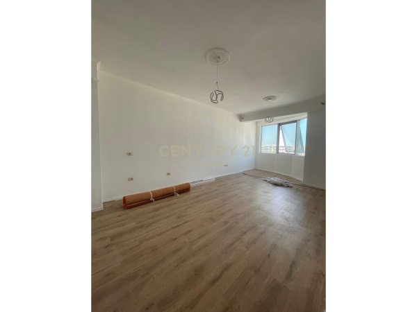 apartament per shitje  2+1 !