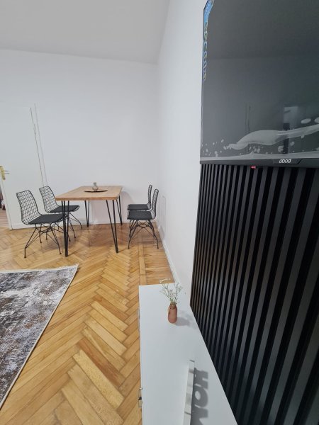 Apartament me Qera 2+1