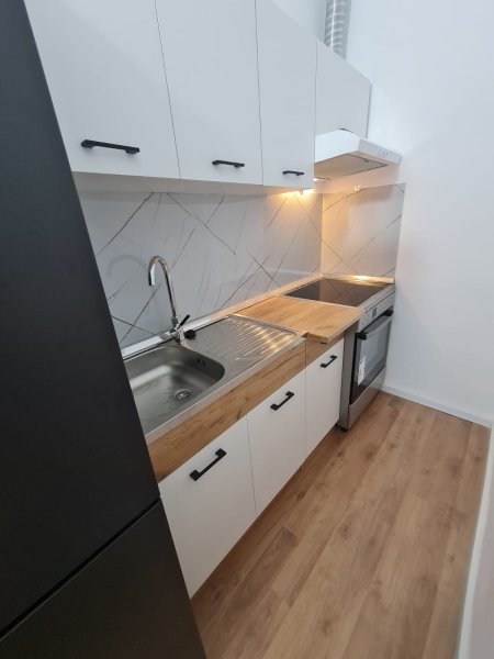 Apartament me Qera 2+1