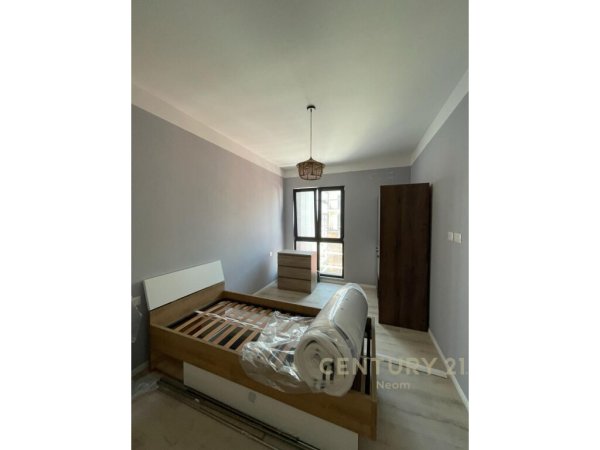 Jepet Me Qira Apartament 2+1 Tek Rruga e Dibres!