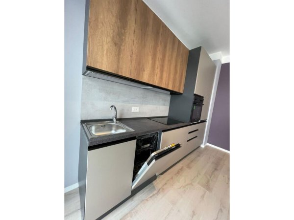 Jepet Me Qira Apartament 2+1 Tek Rruga e Dibres!