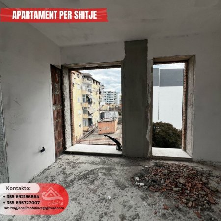 Apartament 2+1+2 ne Shitje tek Ish Tregu Elektrik