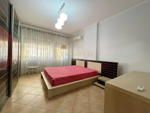 Apartament 2+1 per Qira ne Myslym Shyr!