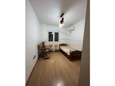 Qera, Apartament 3+1+2+Verande, Misto Mame, Tiranë.  UNA38356