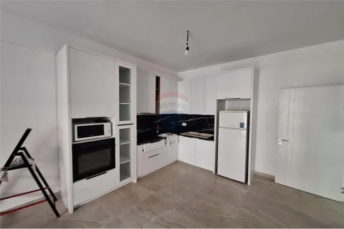 Apartament 1+1 me qera ne Astir