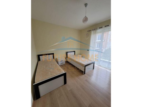 Shitet, Apartament 2+1+2, Selite, Tirane UNA38354