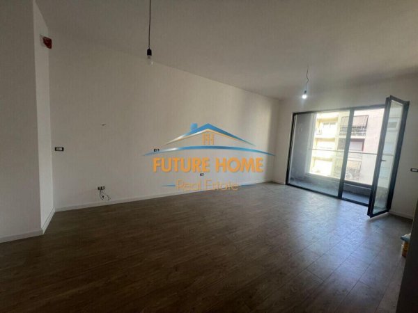 Shitet, Apartament 1+1, Parku Olimpik, Tirane
Cmimi 175,000euro