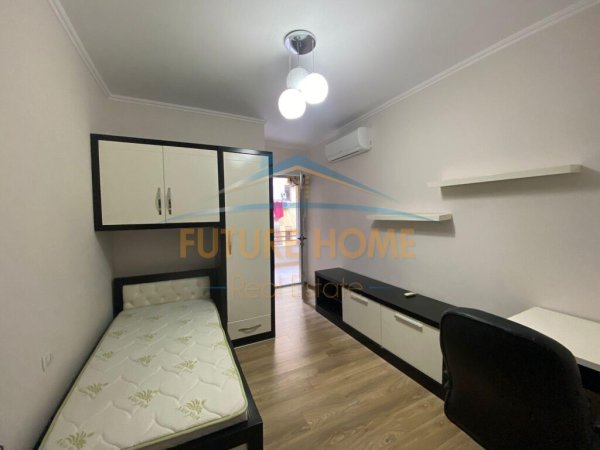 Shitet,Apartament 2+1, Liqeni Thatë, Tiranë
195,000 euro