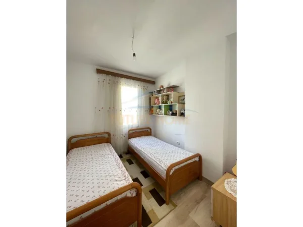 Qera, Apartament 2+1, Unaza e Re.