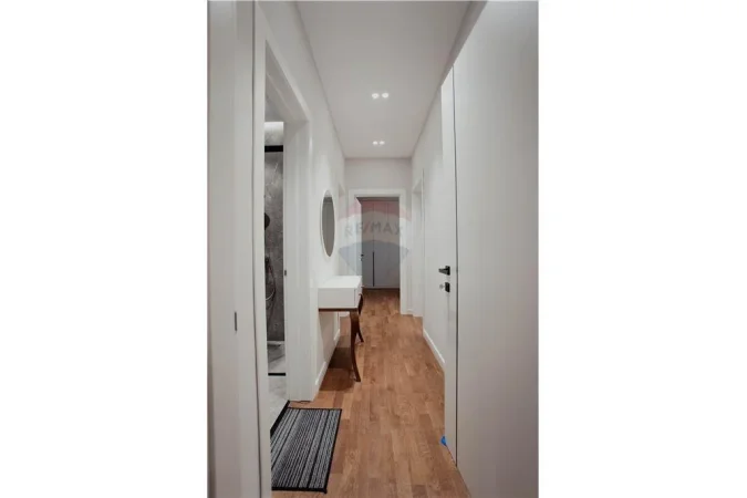 APARTAMENT 3+1+2 PER QERA TEK TIRANA GARDEN BUILDING