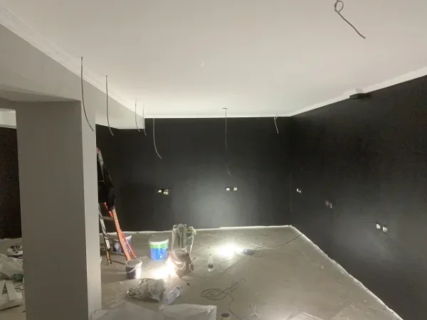 Bbojaxhi lyerje patinime stukime - Tirane